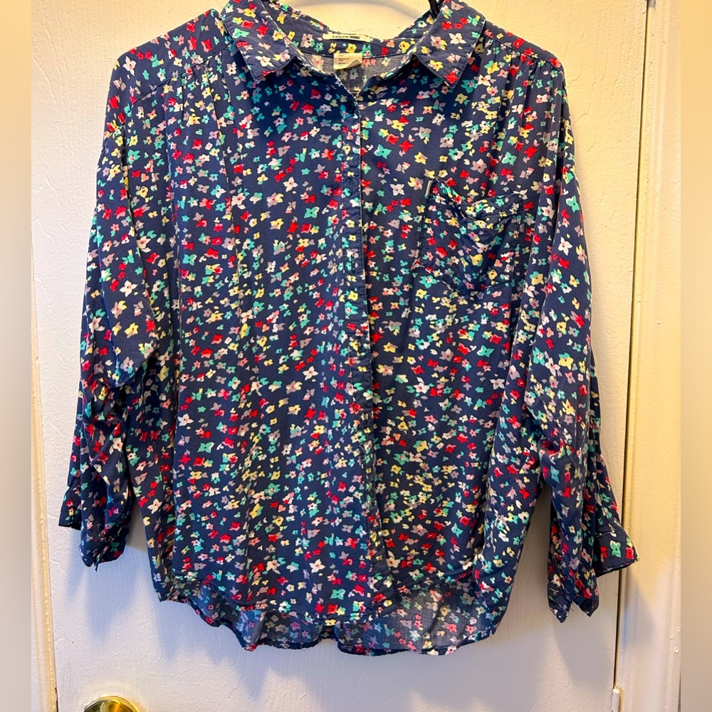 Vintage Levi’s floral long sleeve
